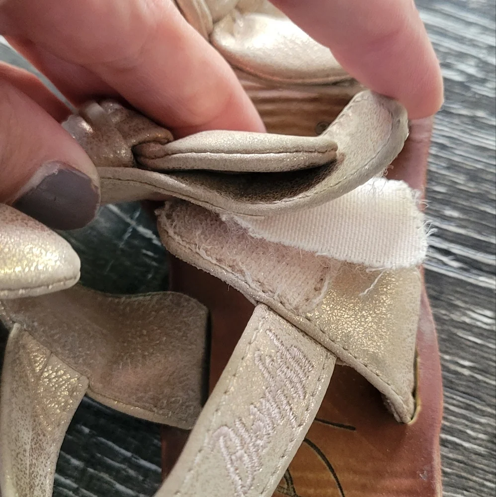 Sandals - Picture 3 of 3